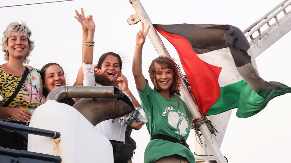 israel-claims-greta-thunberg’s-flotilla-seeking-to-break-gaza-blockade-has-hamas-ties,-cites-documents