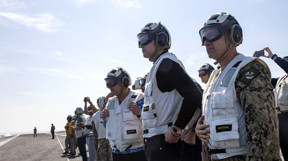 trump’s-special-envoy-witkoff-and-kushner-visit-us-aircraft-carrier-amid-iran-tensions,-talks