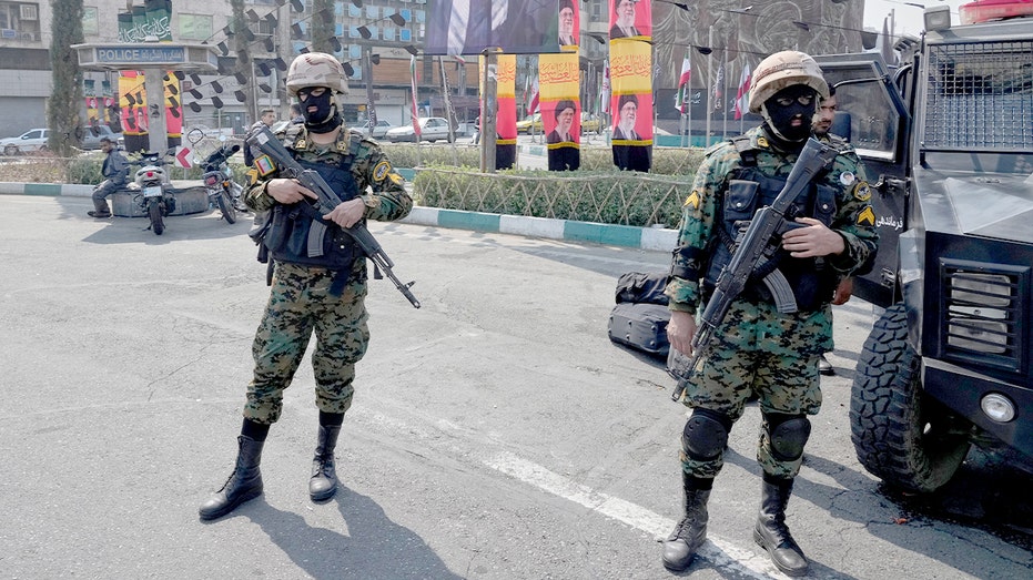 iran-arrests-dozens-accused-of-spying-for-israel-in-new-internal-crackdown