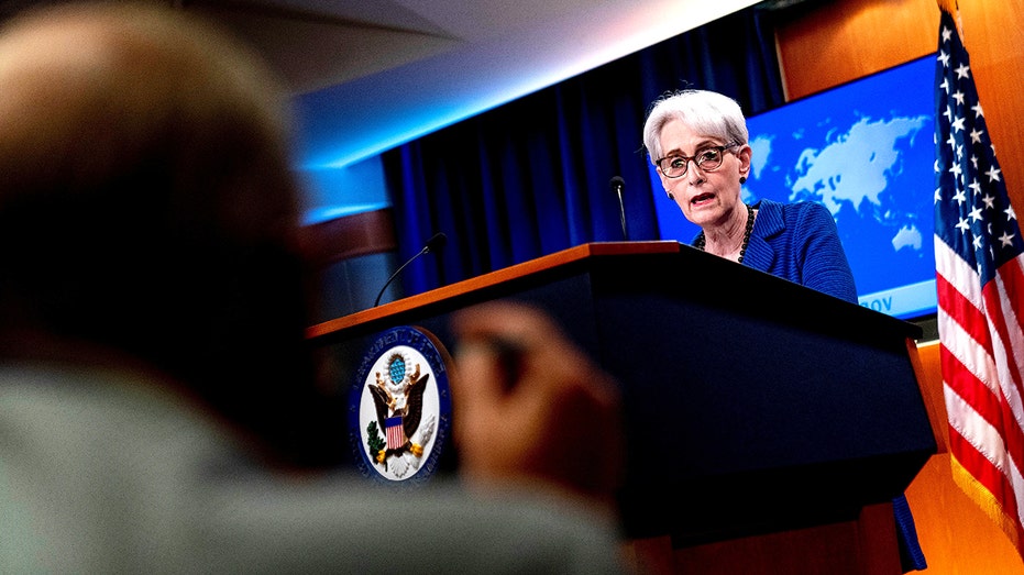 ‘no-credibility’:-obama’s-top-iran-negotiator-torched-by-state-department-after-ripping-trump-war-plan