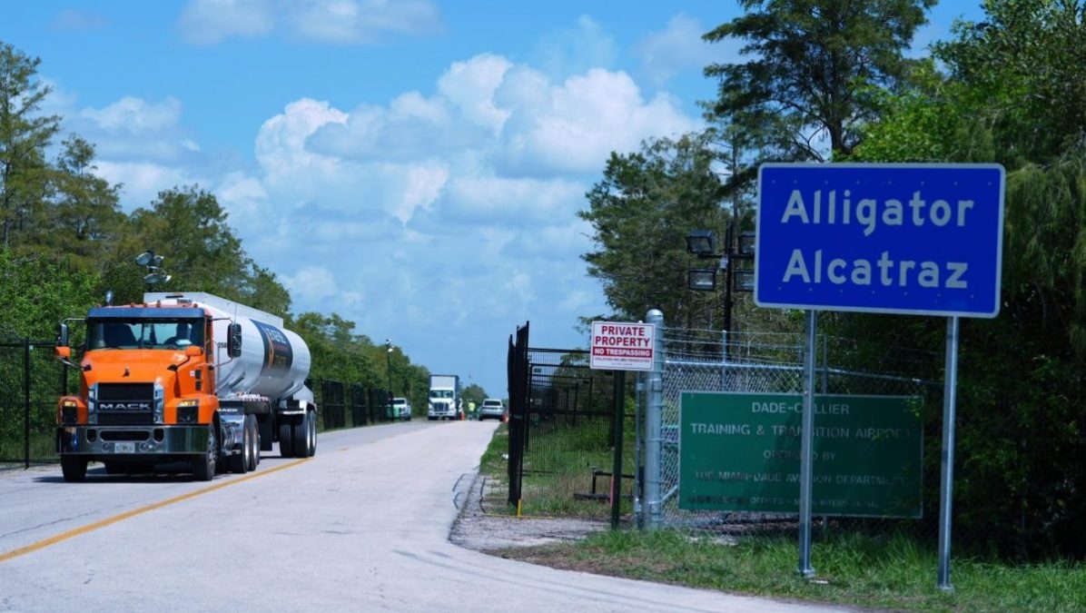florida-shutting-down-‘alligator-alcatraz’-immigration-detention-center