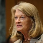 murkowski-latest-republican-to-join-democratic-push-to-restrict-trump’s-war-powers